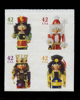 US 4364-67a Christmas Nutcrackers